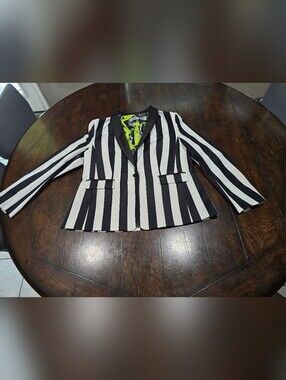 Beetlejuice Jacket Womens Sz L/XLWhite Black Striped Coat Costume Green  Lining
